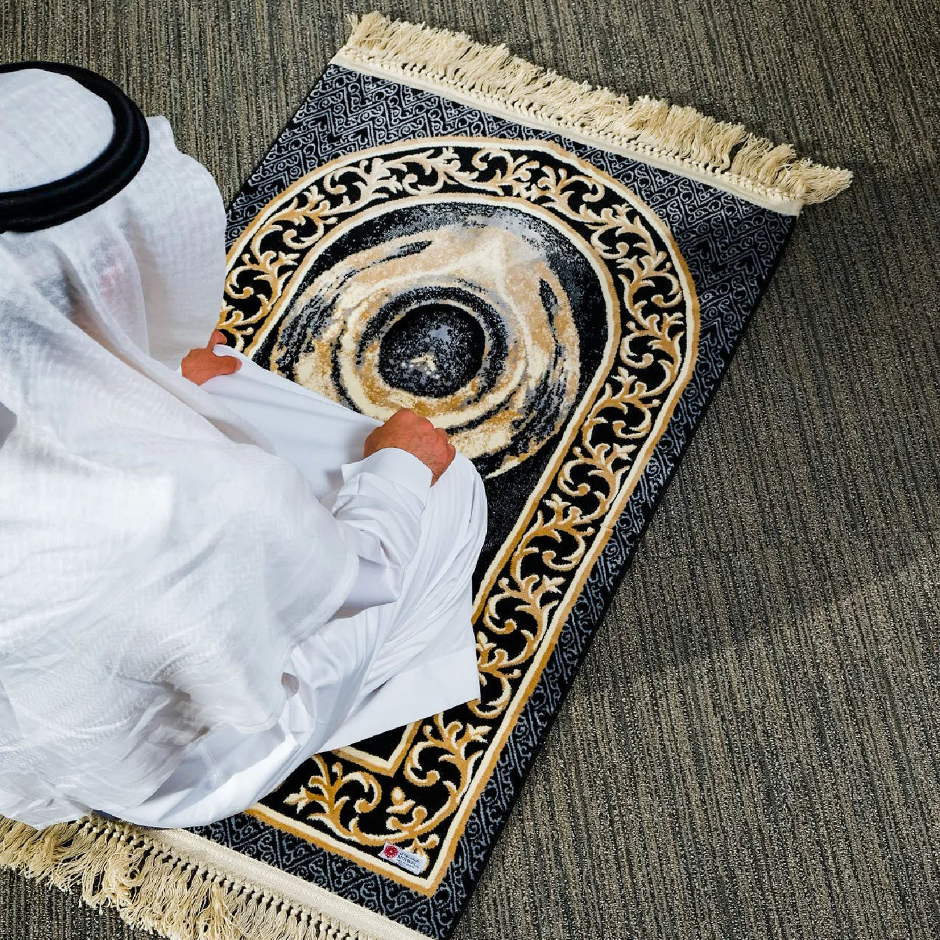 Black stone prayer mat/rug (Jaye Namaz)