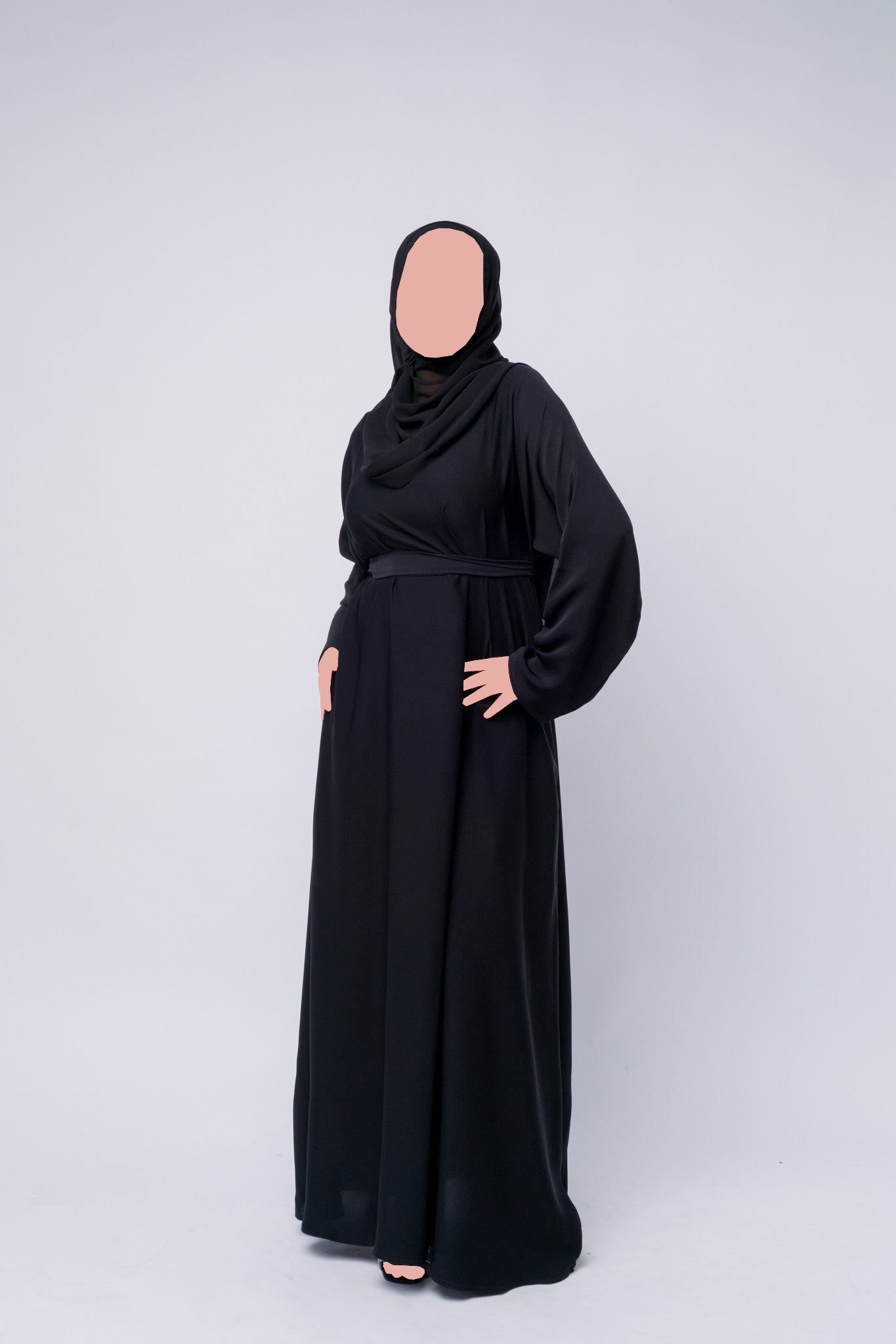 Everyday Closed Abaya With Pockets – Black
