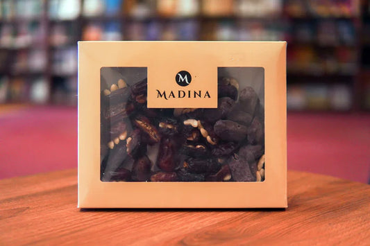Madina Elite Gift Dates with Nuts & Chocolate 400g – Luxury Ramadan & Eid Gift Box