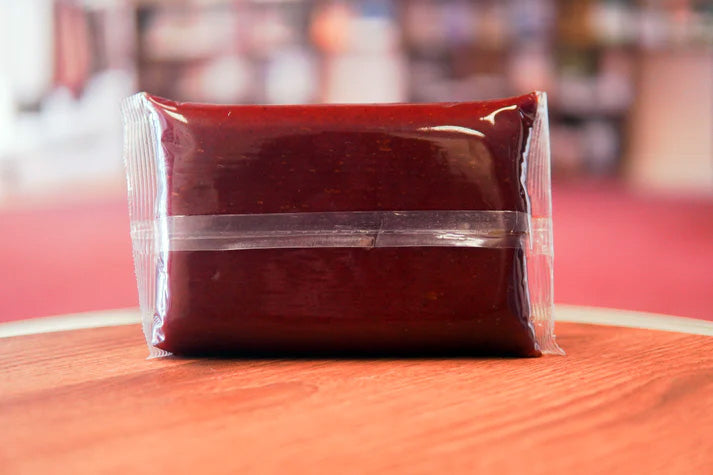 Premium Saudi Dates Paste 1kg – Natural Date Paste from Madinah