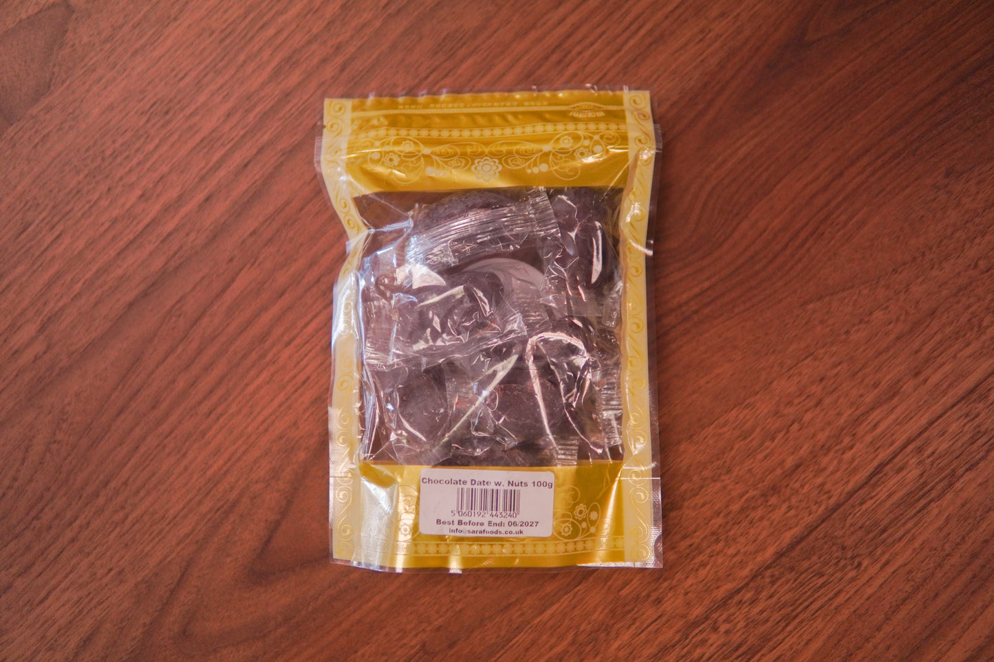 Chocolate Dates with Nuts 100g – Premium Chocolate Covered Dates | Sweet Gift Treat UK