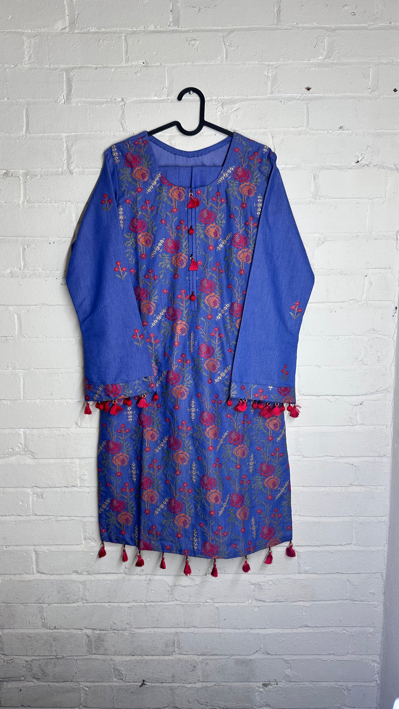 Blue Floral Embroidered Kurti Kurti