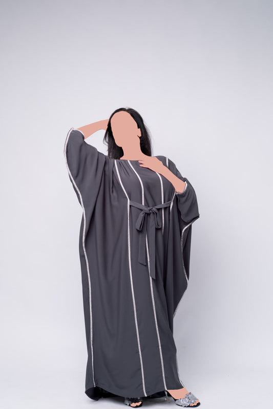 Closed Embellished Farasha Abaya With Belt – Grey