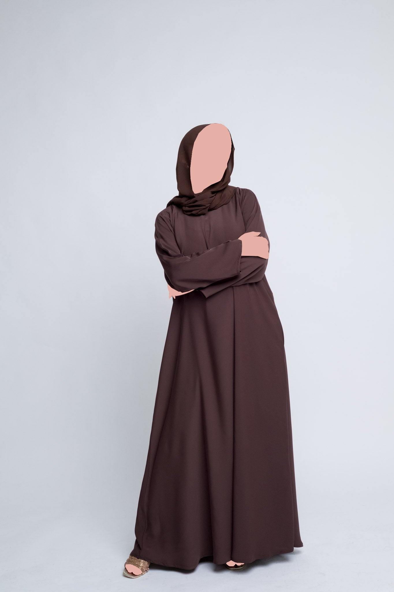 Everyday Closed Abaya With Pockets - Brown
